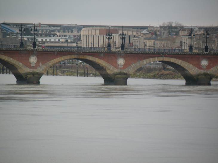  arches du pont de pierre